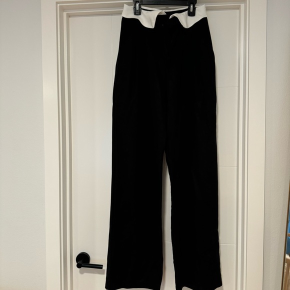 Reformation Stevie Pants - Picture 5 of 8